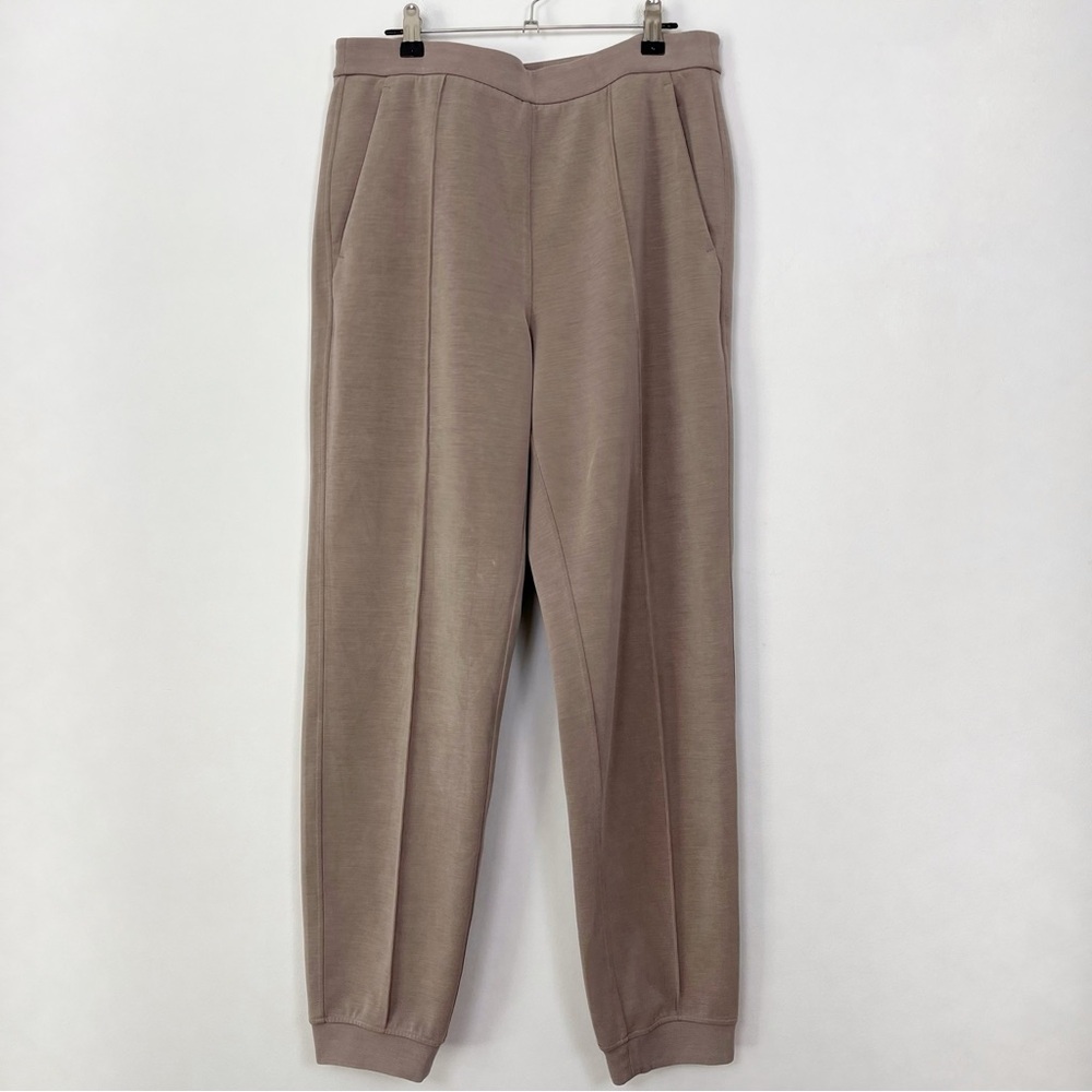 Lululemon Softstreme Classic-Fit High-Rise Joggers Warm Ash Grey Size Large - Picture 14 of 16
